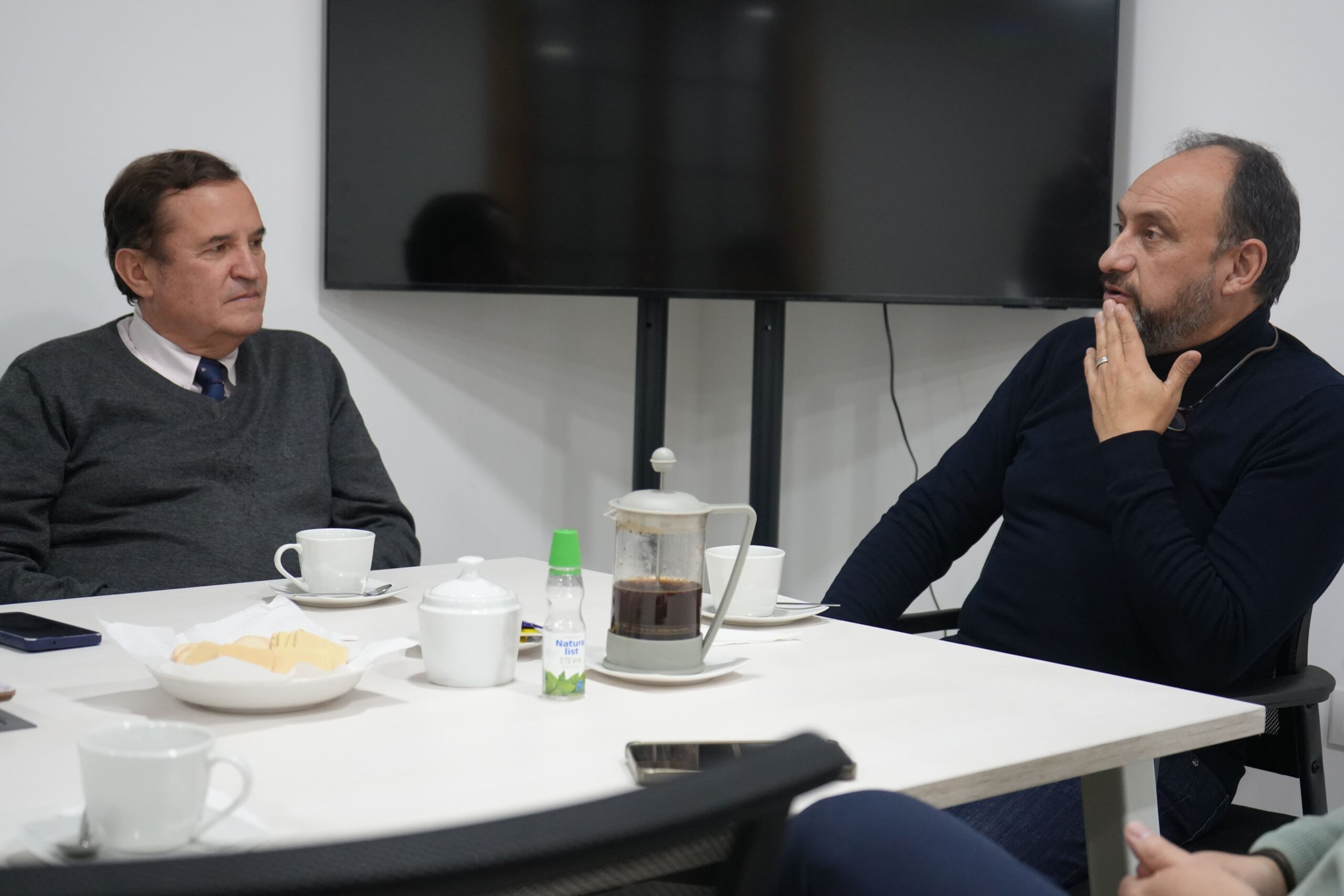 SLEP Los Andes fortalece diálogo territorial tras reunión protocolar con el diputado Luis Pardo