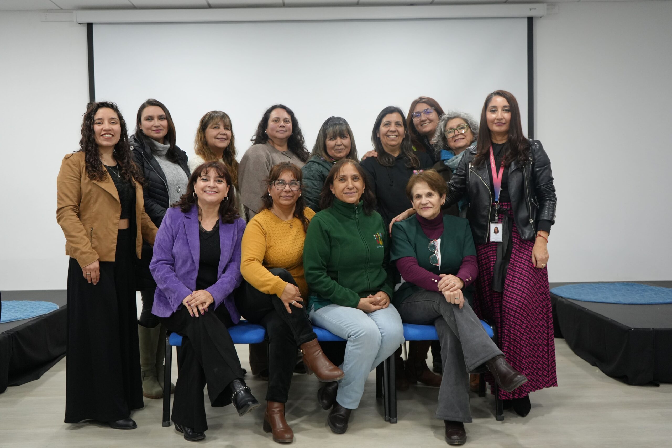 SLEP Los Andes reúne a directoras de jardines infantiles para reflexionar sobre la normativa de uso de dispositivos móviles